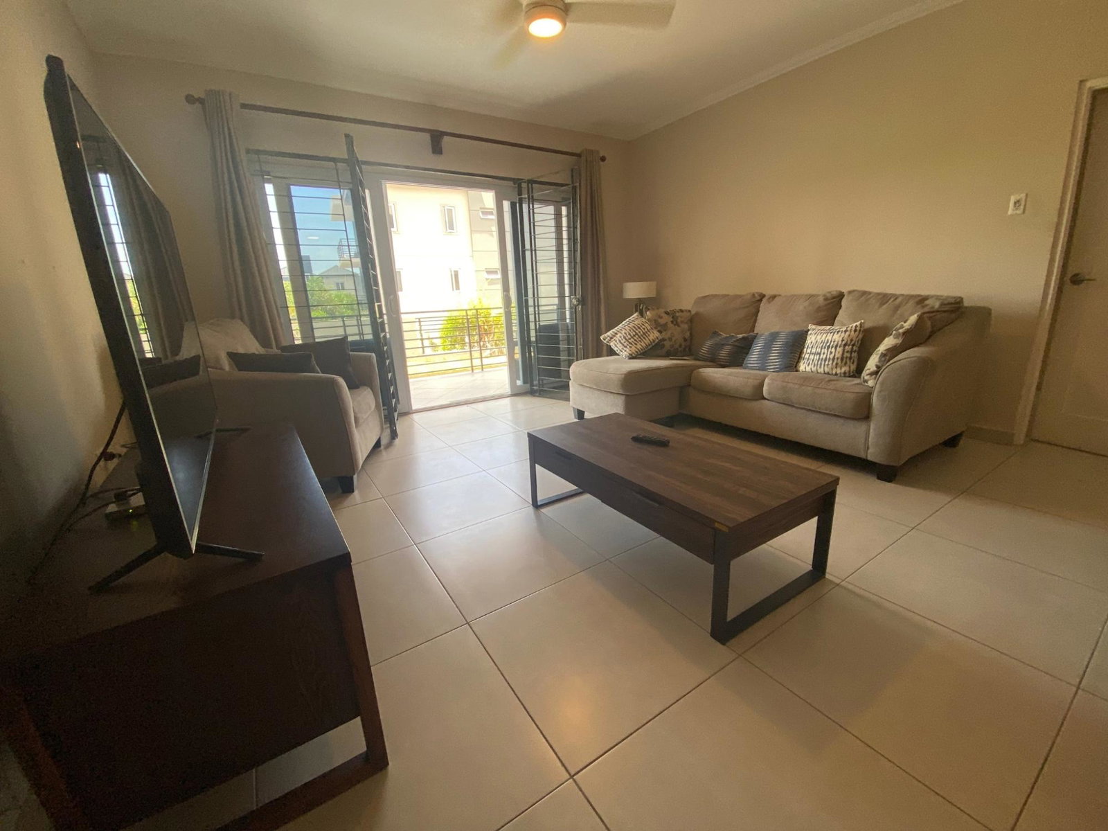 Modern-2-Bed-Apartment-for-Rent-in-St.-Andrew-Jamaica-21D-Garden-Close Sixth image of 21d-16 Garden Close in Kingston 8, St. Andrew, Jamaica - property is For Rent