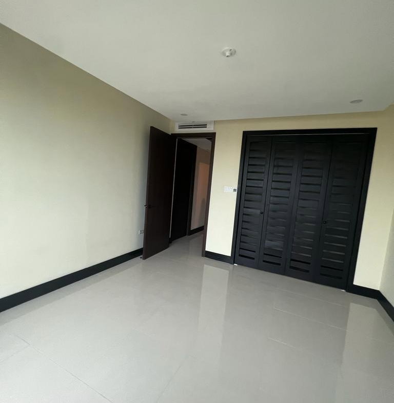 Sixth image of 21-41 Paddington Terrace in Kingston 6, St. Andrew, Jamaica - property is For Rent