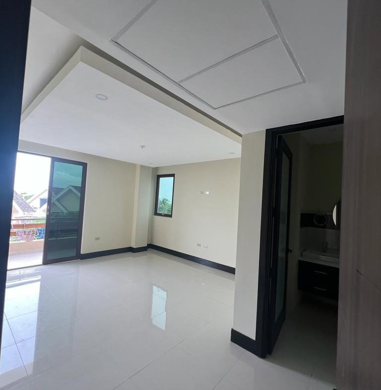 Seventh image of 21-41 Paddington Terrace in Kingston 6, St. Andrew, Jamaica - property is For Rent