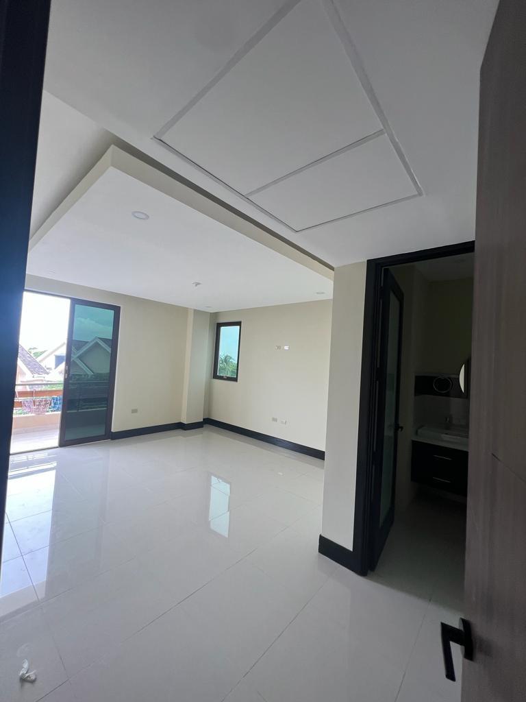 Seventh image of 21-41 Paddington Terrace in Kingston 6, St. Andrew, Jamaica - property is For Rent