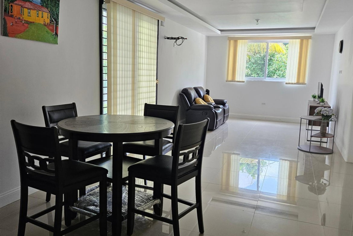 Thirteenth image of 10-11 1/2 Charlemont Avenue in Kingston 6, St. Andrew, Jamaica - property is For Rent