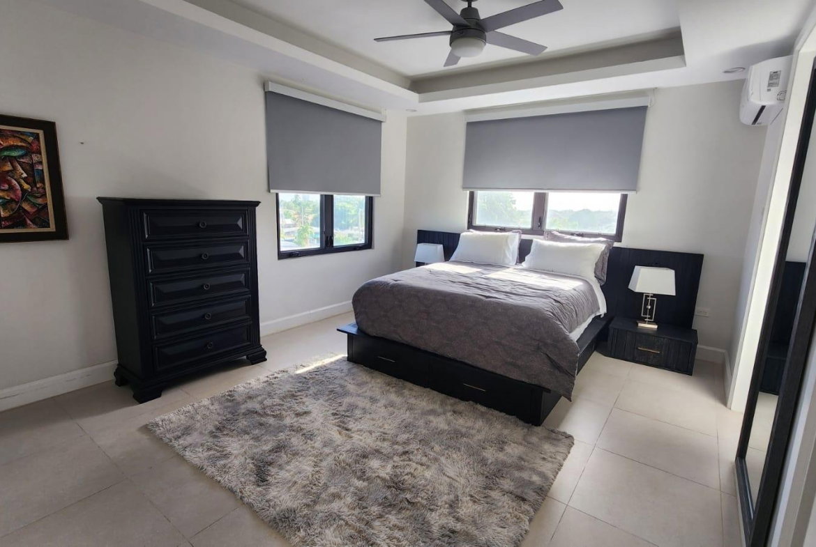 Seventh image of 33-21 Salisbury Avenue in Kingston 6, St. Andrew, Jamaica - property is For Rent