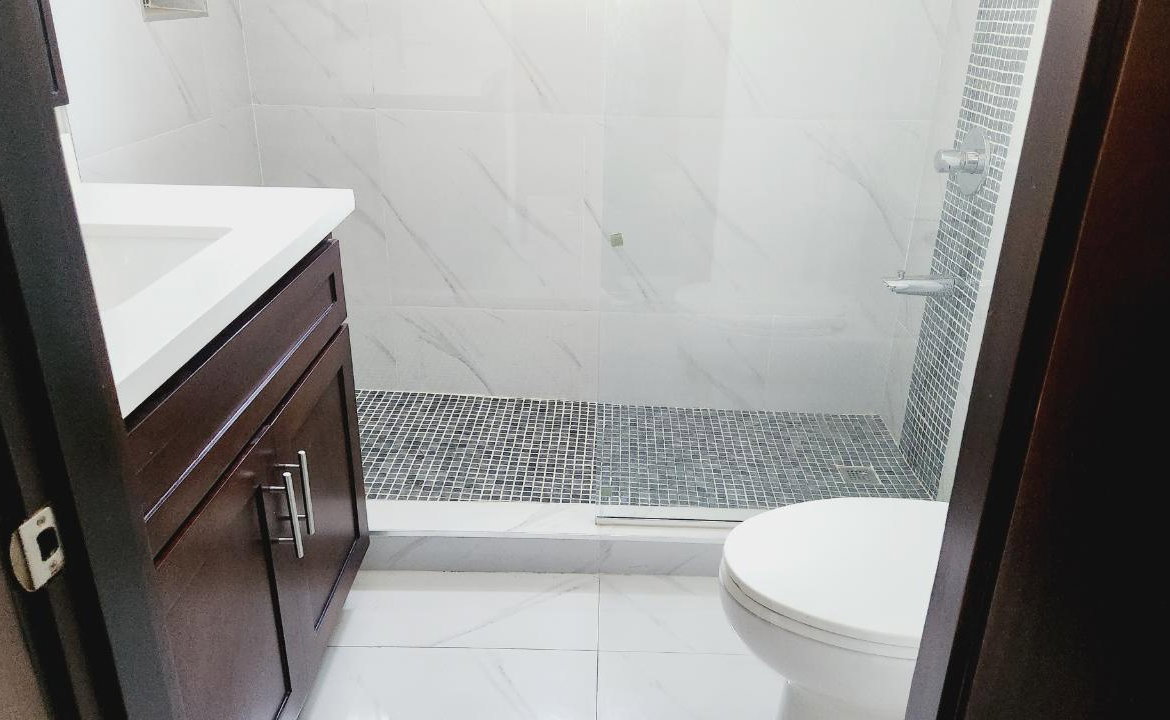 Thirtieth image of 3-2 Merrivale Close, Kingston in Kingston 8, St. Andrew, Jamaica - property is For Rent