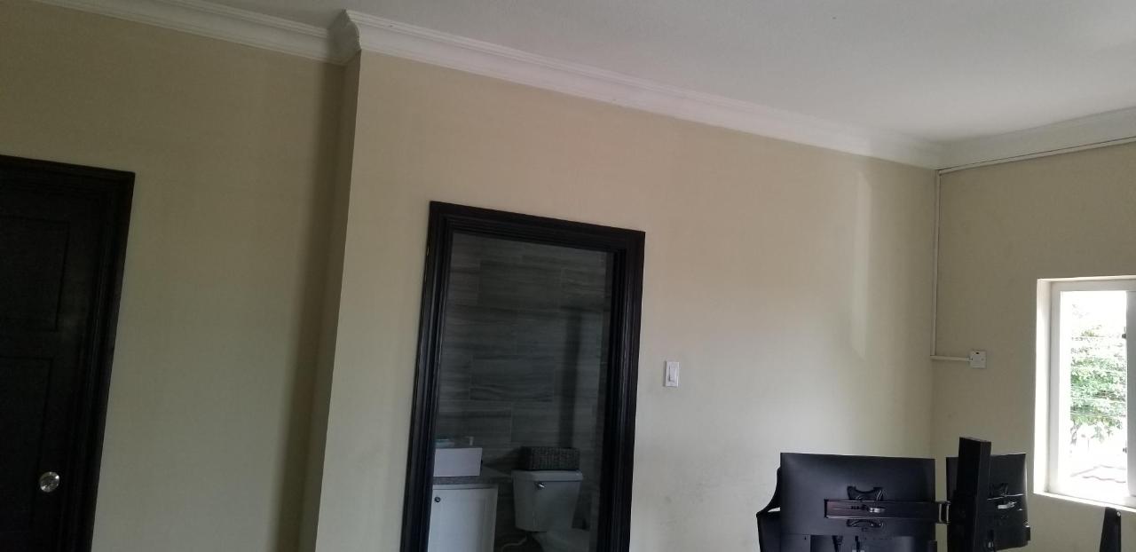 Twelfth image of 6-77 Sunrise Crescent, Kingsto in Kingston 19, St. Andrew, Jamaica - property is For Rent