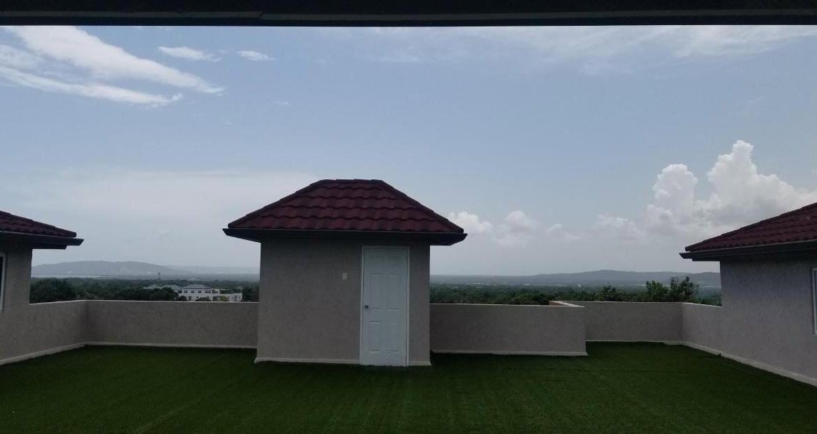 Nineteenth image of 6-77 Sunrise Crescent, Kingsto in Kingston 19, St. Andrew, Jamaica - property is For Rent