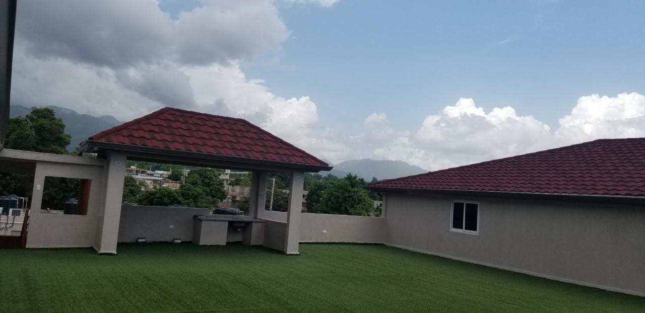 Twentieth image of 6-77 Sunrise Crescent, Kingsto in Kingston 19, St. Andrew, Jamaica - property is For Rent