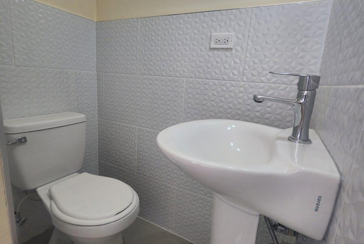 Seventh image of Apt 8-129 Red Hills Rd, Kingston 19 in Red Hills, St. Andrew, Jamaica - property is For Rent