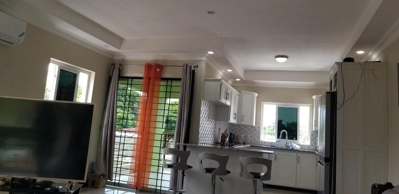 Ninth image of 6-77 Sunrise Crescent, Kingsto in Kingston 19, St. Andrew, Jamaica - property is For Rent