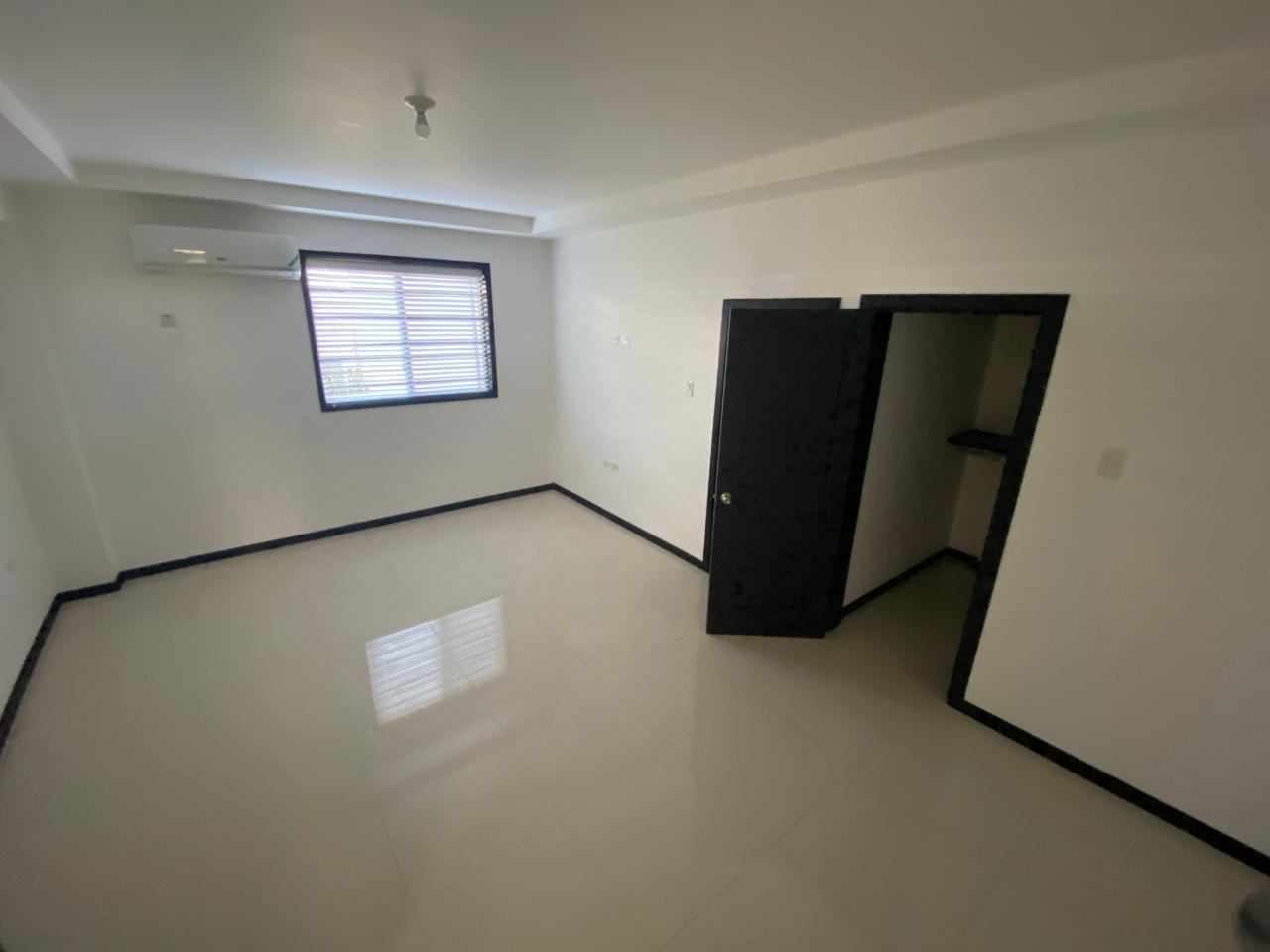 Thirteenth image of 1-5-7 Degenhardt Close in Kingston 6, St. Andrew, Jamaica - property is For Rent