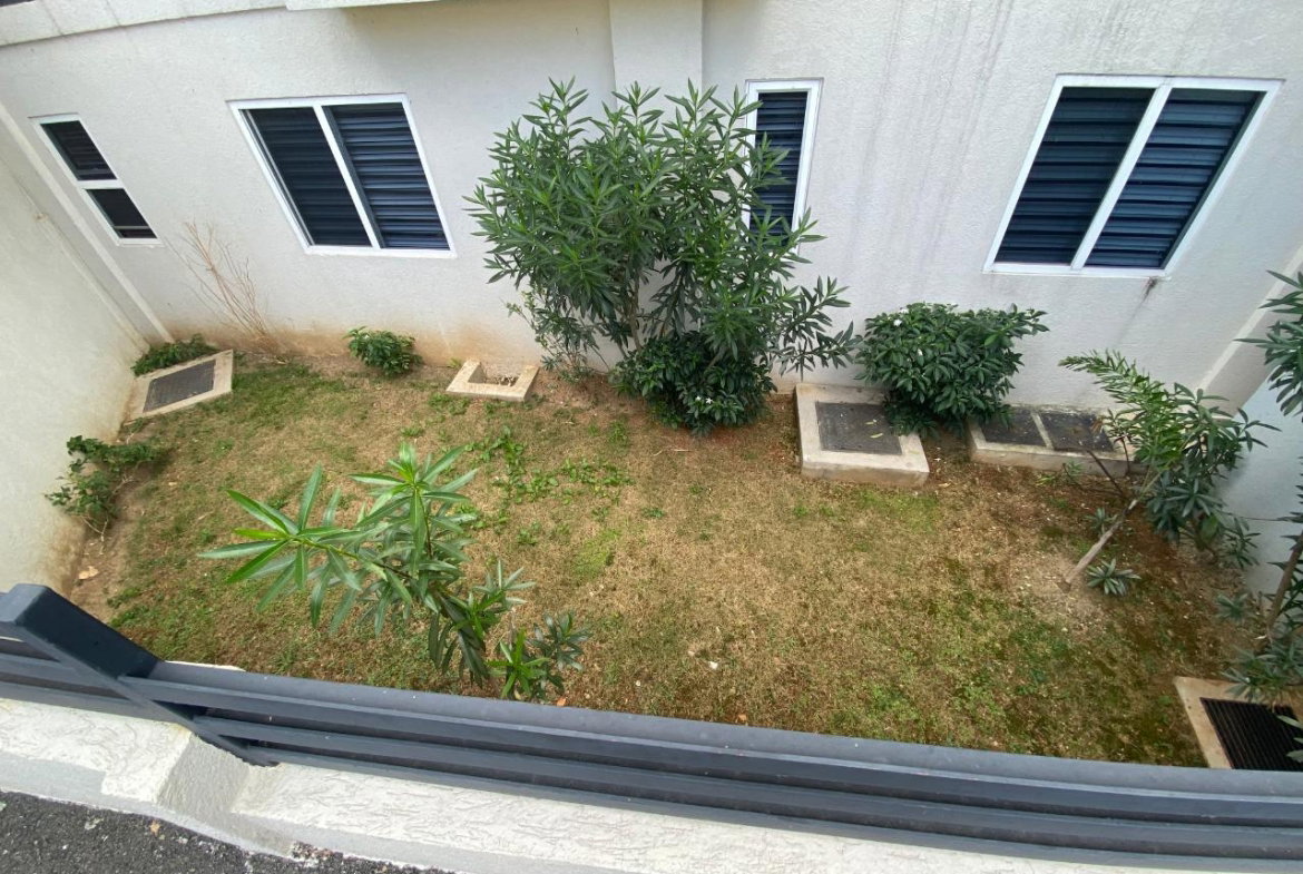 Eighteenth image of 1-5-7 Degenhardt Close in Kingston 6, St. Andrew, Jamaica - property is For Rent