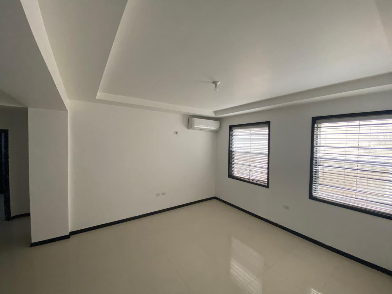 Seventh image of 1-5-7 Degenhardt Close in Kingston 6, St. Andrew, Jamaica - property is For Rent