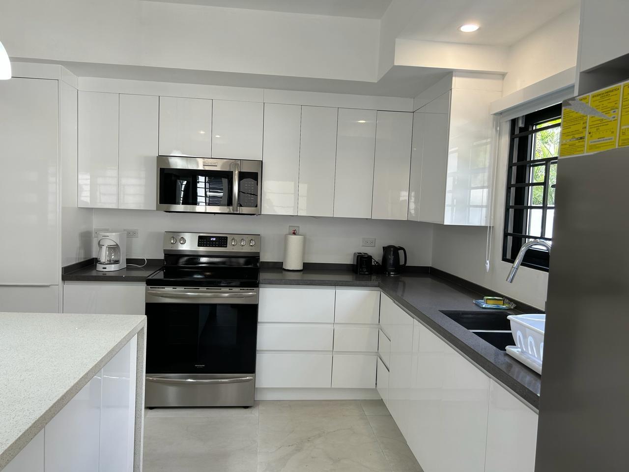 Tenth image of Apt. 1-83 Shortwood Road in Kingston 8, St. Andrew, Jamaica - property is For Rent