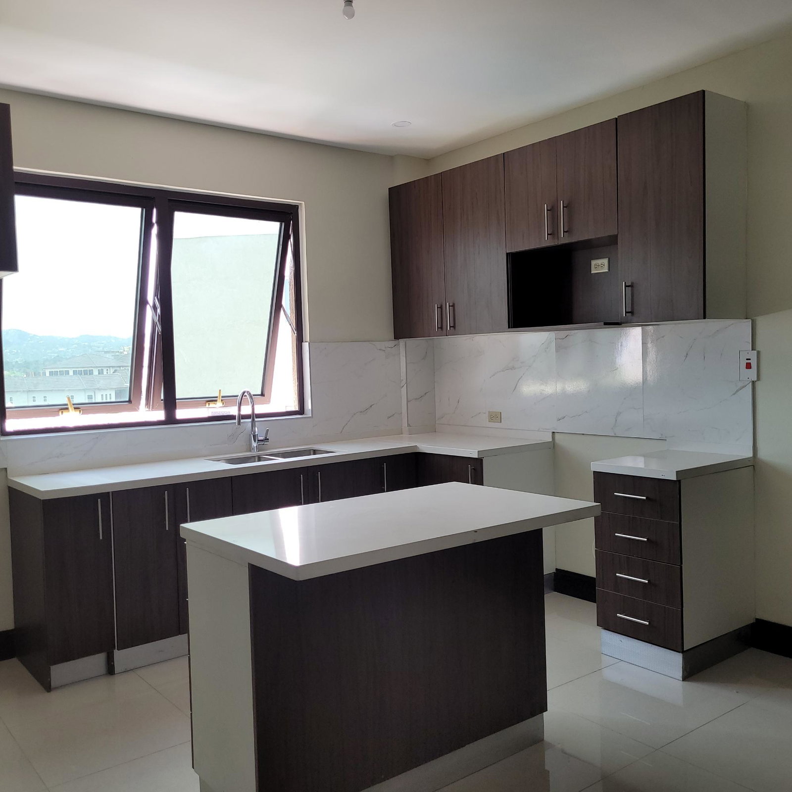 Fifth image of 25-41 Paddington Terrace in Kingston 6, St. Andrew, Jamaica - property is For Rent
