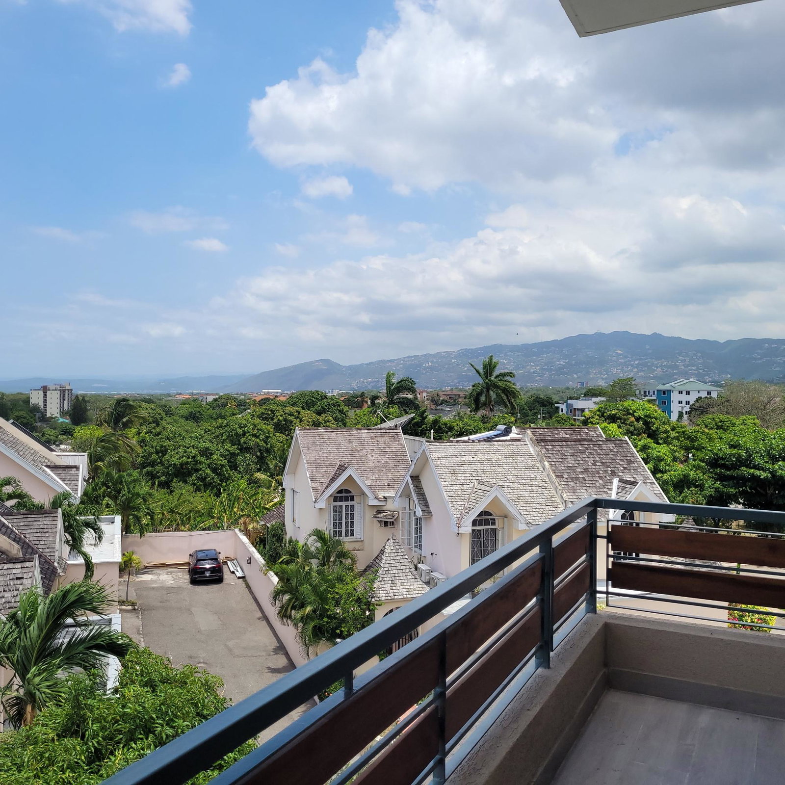 Seventeenth image of 25-41 Paddington Terrace in Kingston 6, St. Andrew, Jamaica - property is For Rent