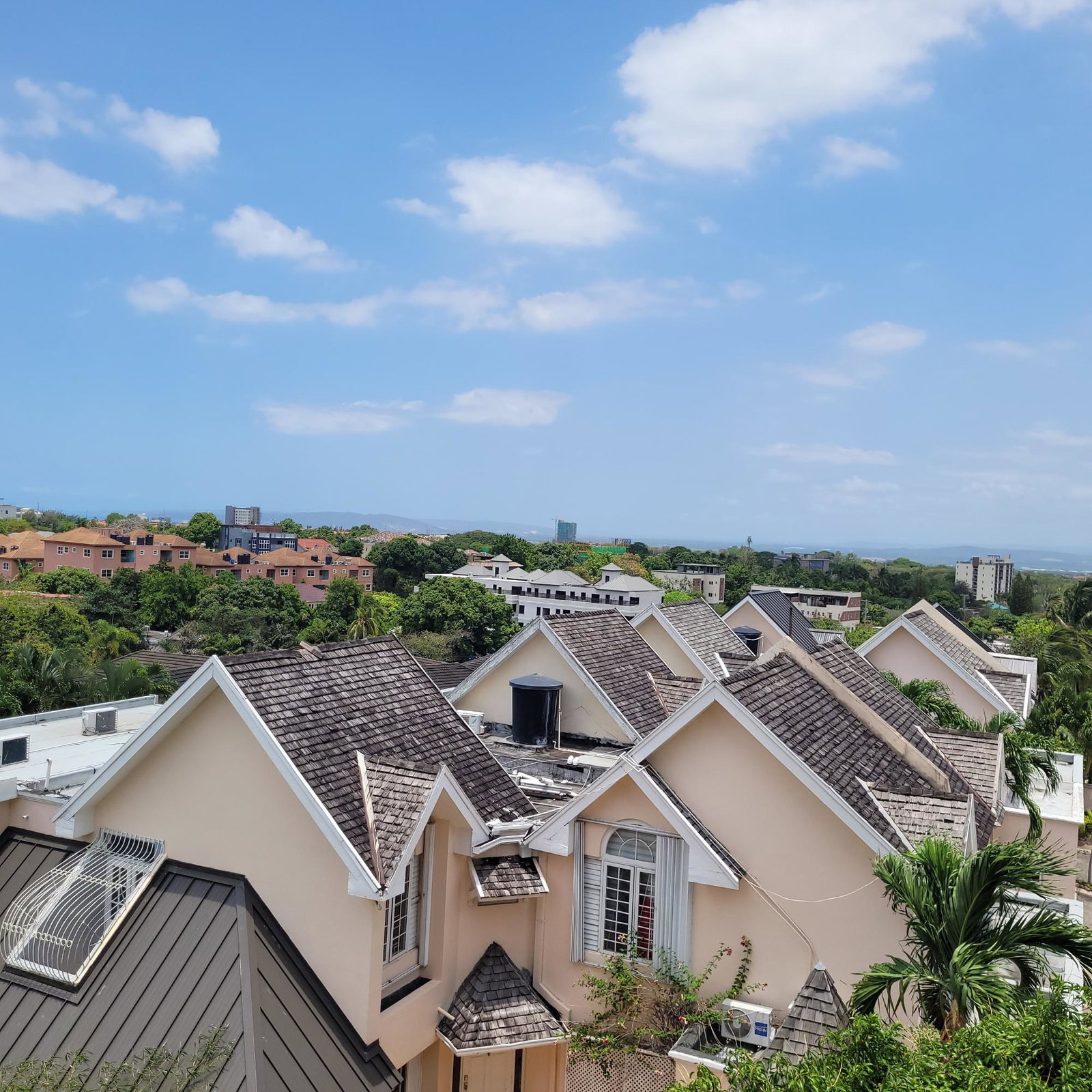 Eighteenth image of 25-41 Paddington Terrace in Kingston 6, St. Andrew, Jamaica - property is For Rent