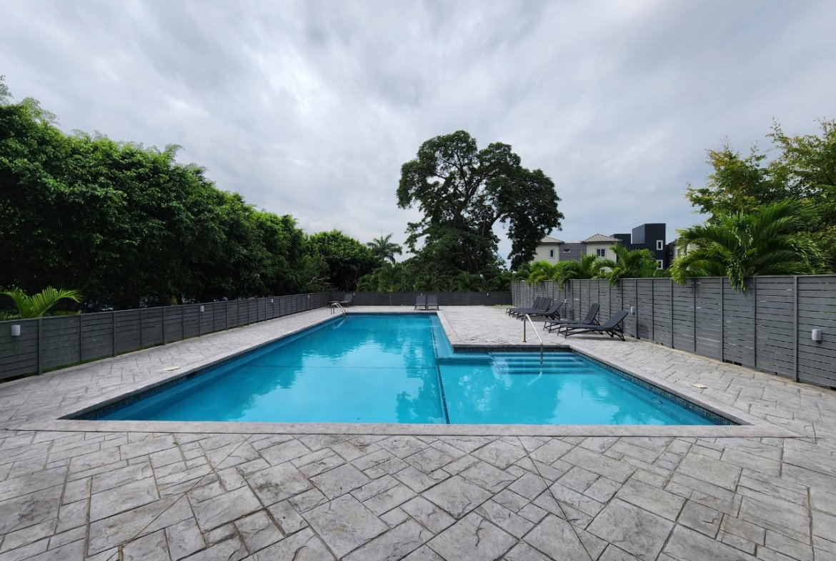 Seventeenth image of 13e-16 Garden Close in Kingston 8, St. Andrew, Jamaica - property is For Sale