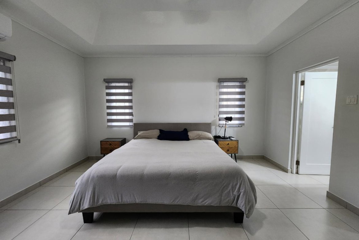 Third image of 13e-16 Garden Close in Kingston 8, St. Andrew, Jamaica - property is For Sale