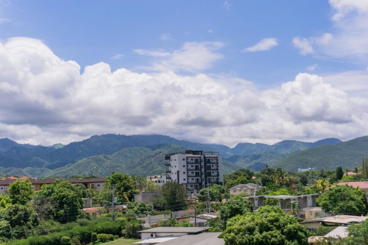 Twenty-Seventh image of 306-39 Wellington Drive, Kingsto in Kingston 6, St. Andrew, Jamaica - property is For Sale