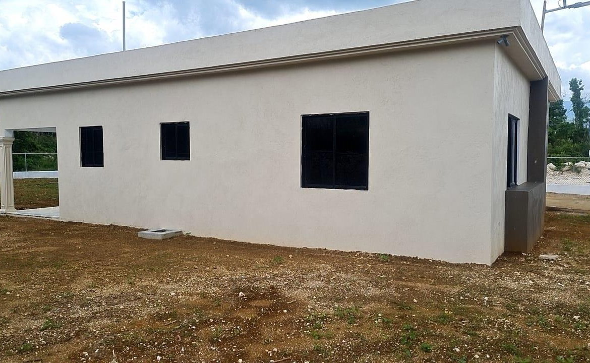 Tenth image of Lot 112 Part of Bybrook s in Santa Cruz, St. Elizabeth, Jamaica - property is For Sale