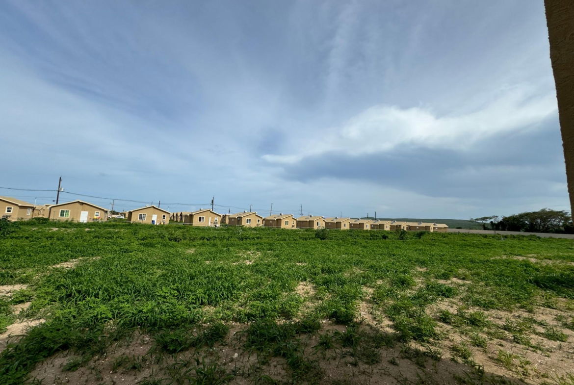 Second image of 701 Phoenix Park Village ph in Greater Portmore, St. Catherine, Jamaica - property is For Rent