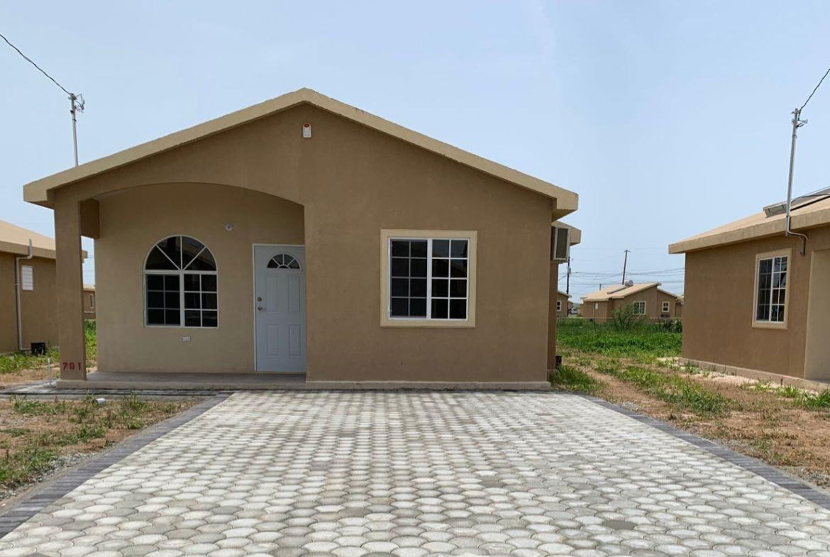 First image of 701 Phoenix Park Village ph in Greater Portmore, St. Catherine, Jamaica - property is For Rent