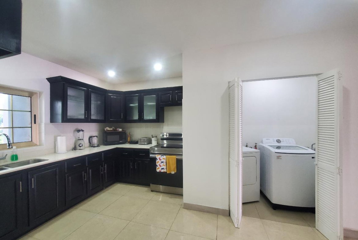 Sixth image of 15 Leader's Avenue in Montego Bay, St. James, Jamaica - property is For Rent