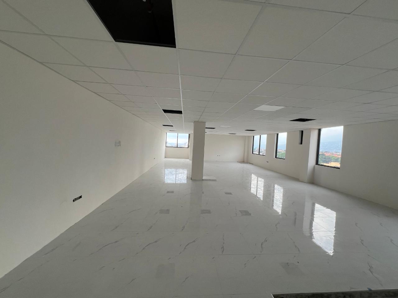 Ninth image of 402-218 Mountain View Ave, Kgn 6 in Kingston 6, St. Andrew, Jamaica - property is For Rent