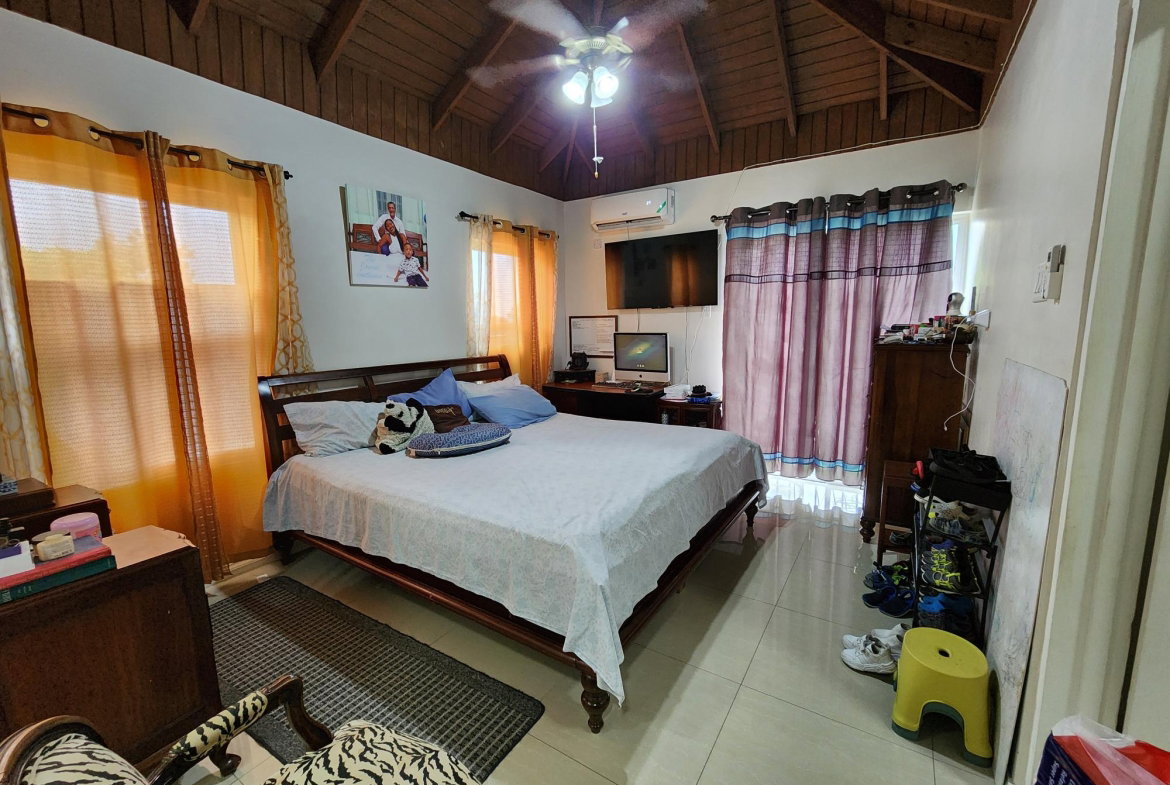 Fifteenth image of 9-2 Fairdene Avenue in Kingston 19, St. Andrew, Jamaica - property is For Sale
