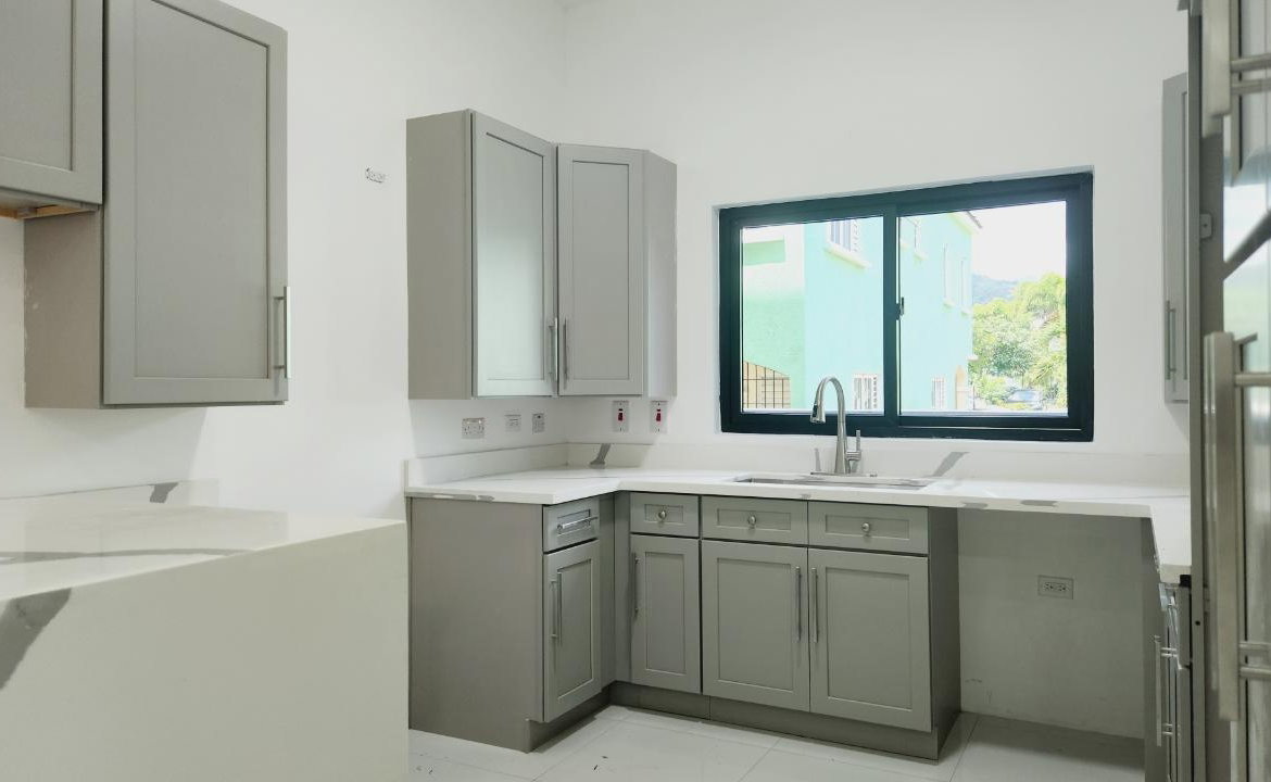 Nineteenth image of 9-2 Salisbury Avenue, Kingsto in Kingston 6, St. Andrew, Jamaica - property is For Sale