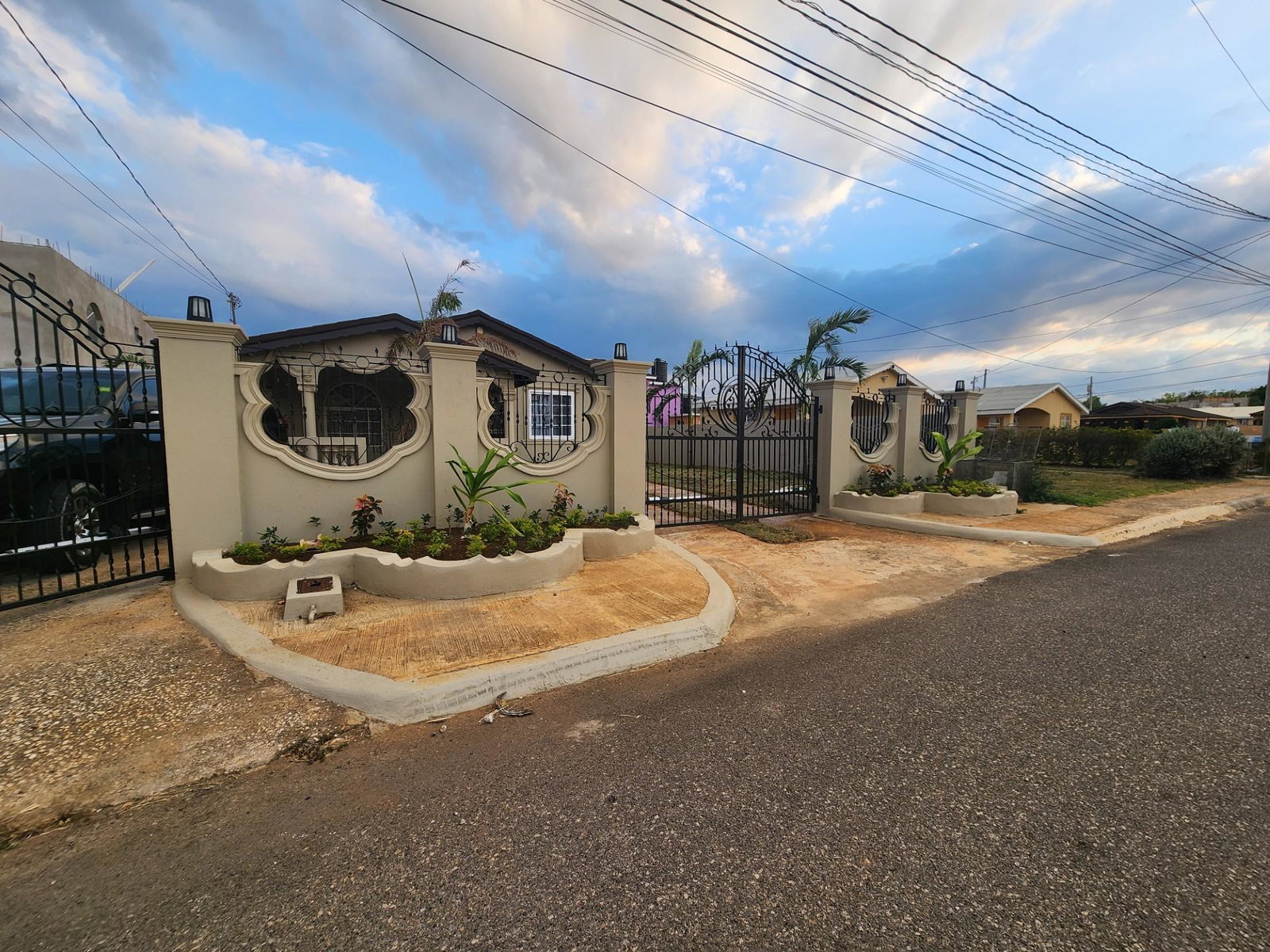 Second image of 292 Loggerhead Circle in Coral Spring, Trelawny, Jamaica - property is For Rent
