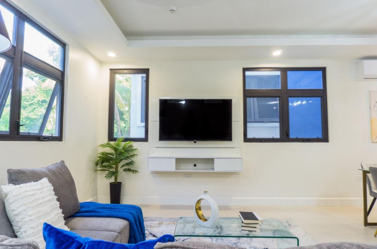 Seventh image of 17-21 Salisbury Avenue, Kingsto in Kingston 6, St. Andrew, Jamaica - property is For Rent