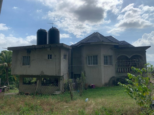 First image of 25 Buena Vista Blvd., li in Linstead, St. Catherine, Jamaica - property is For Sale