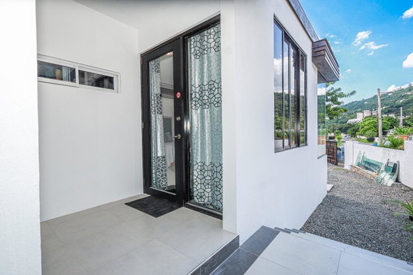Second image of 2-2 Michigan Close in KINGSTON, Kingston, Jamaica - property is For Rent