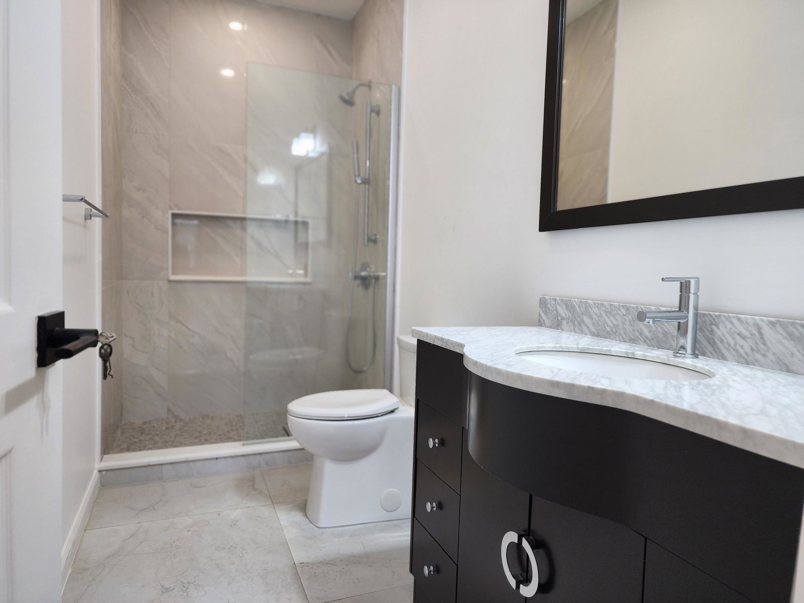 Modern-6-Unit-Gated-Apartment-for-Rent-in-St.-Andrew-Jamaica Twelfth image of 5-83 Shortwood Road in Kingston 8, St. Andrew, Jamaica - property is For Rent