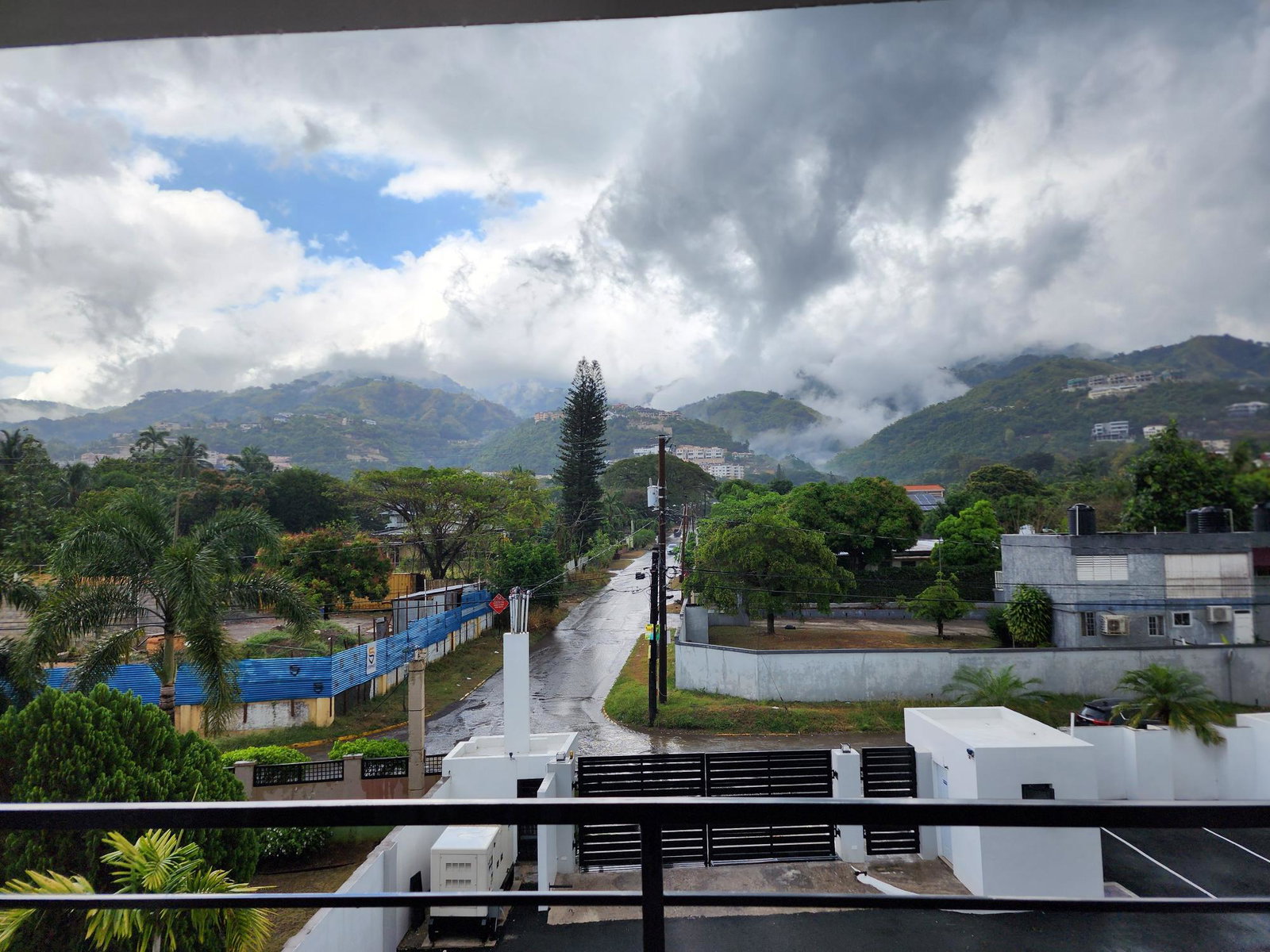 Modern-6-Unit-Gated-Apartment-for-Rent-in-St.-Andrew-Jamaica Fourteenth image of 5-83 Shortwood Road in Kingston 8, St. Andrew, Jamaica - property is For Rent