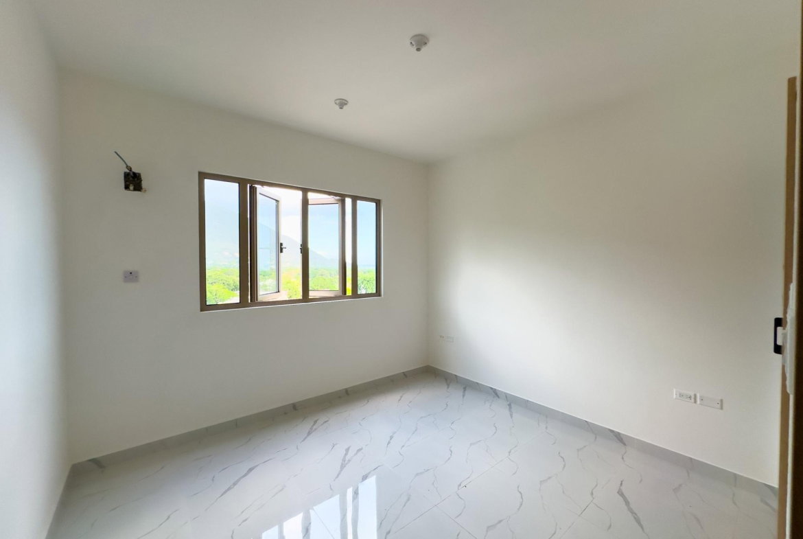 Tenth image of A3-4-50 1/4 Deanery Road in Kingston 3, St. Andrew, Jamaica - property is For Sale