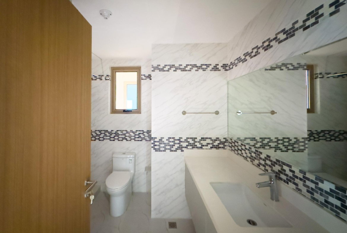 Ninth image of B5-5-50 1/4 Deanery Road in Kingston 3, St. Andrew, Jamaica - property is For Sale