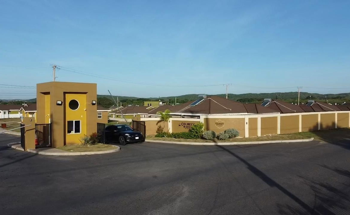 Fifth image of 326 Colbeck Manor in Old Harbour, St. Catherine, Jamaica - property is For Rent