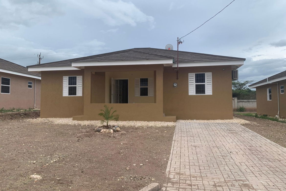 Eighth image of 326 Colbeck Manor in Old Harbour, St. Catherine, Jamaica - property is For Rent