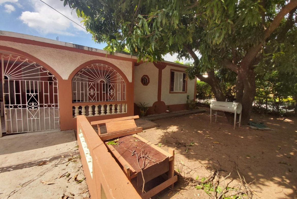 Second image of 1 Hampstead Park in Mountain View Gardens, St. Andrew, Jamaica - property is For Sale