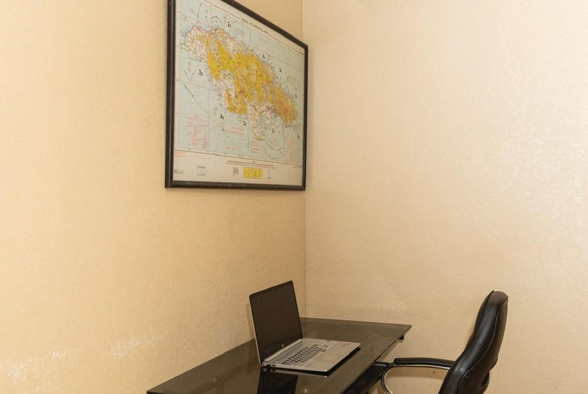 Sixth image of 16-10 Grosvenor in Kingston 1, Kingston, Jamaica - property is For Rent