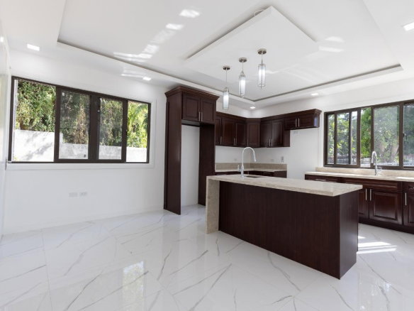 First image of B6-3 Stillwell Road Kingston 8 in Kingston 8, St. Andrew, Jamaica - property is For Sale