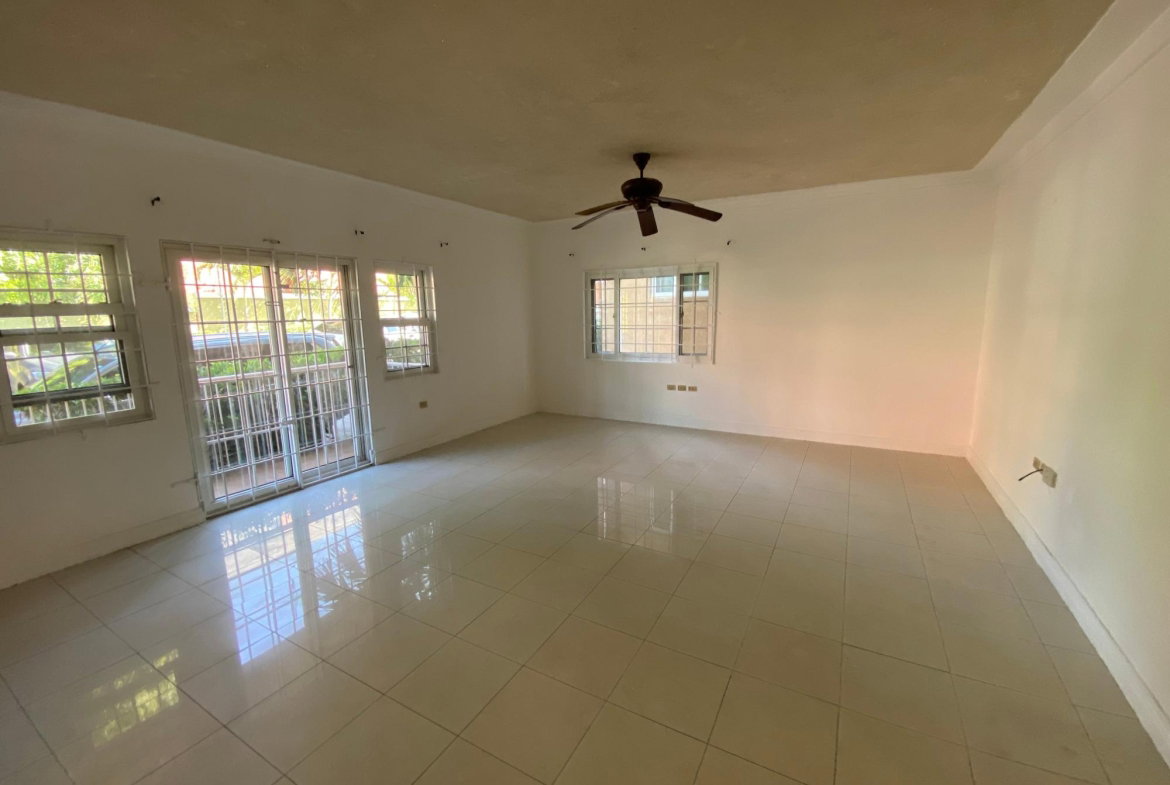 Nineteenth image of 13-15 Charlton Avenue in Kingston 8, St. Andrew, Jamaica - property is For Sale