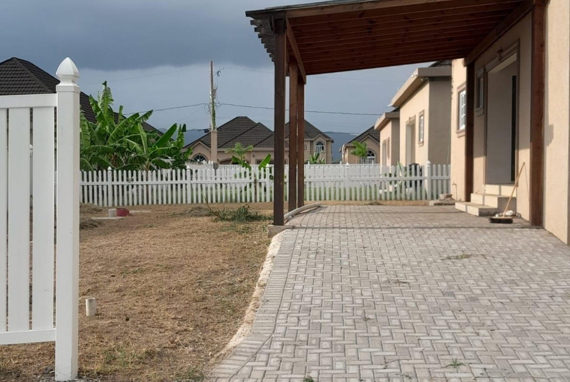 Fifth image of Lot 39 Glenmuir Country c in May Pen, Clarendon, Jamaica - property is For Rent