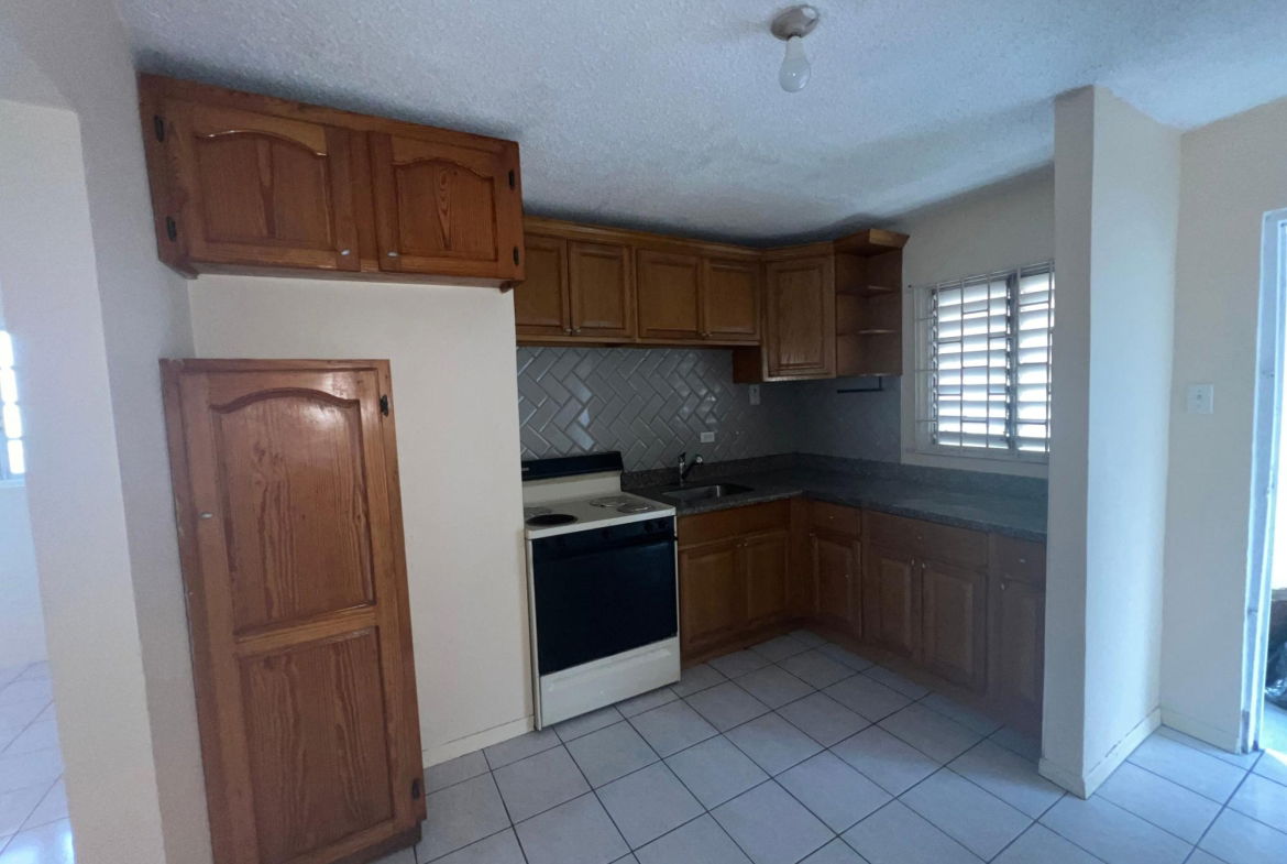 Third image of 604-112 Constant Spring Road in CONSTANT SPRING, St. Andrew, Jamaica - property is For Sale