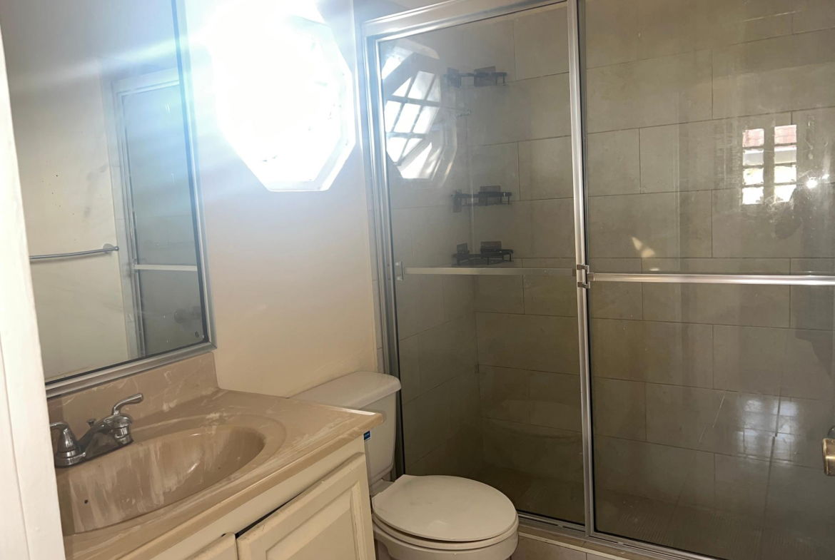 Eighth image of 604-112 Constant Spring Road in CONSTANT SPRING, St. Andrew, Jamaica - property is For Sale