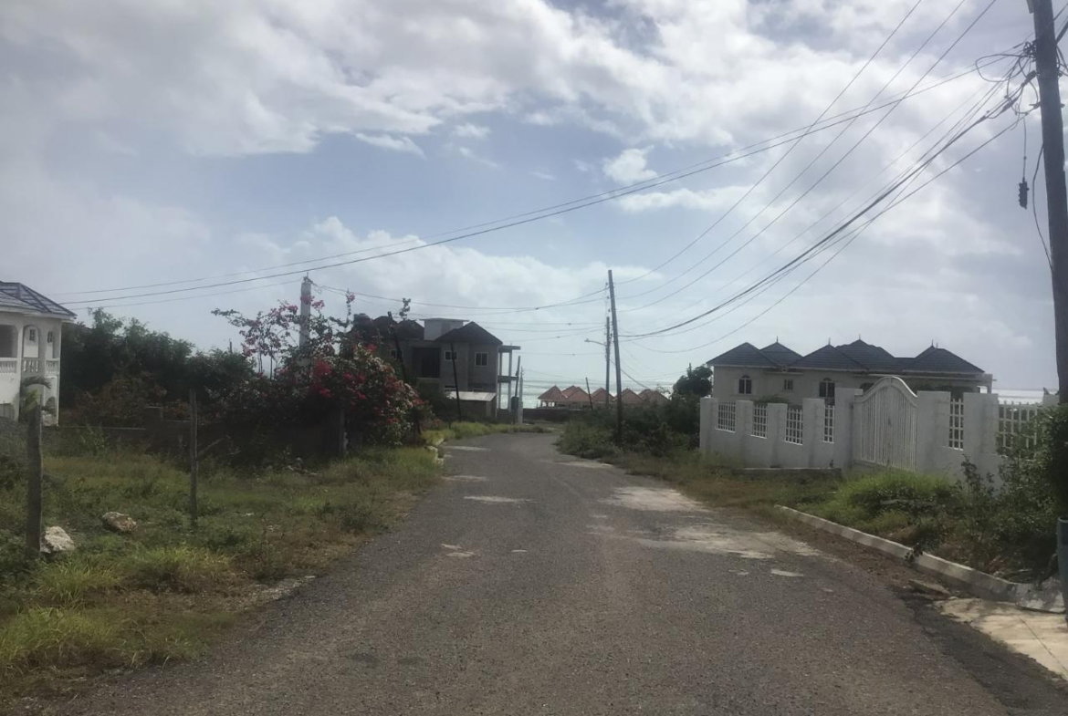 Eighth image of St. Georges Cliff in HELLSHIRE HILLS, St. Catherine, Jamaica - property is For Sale