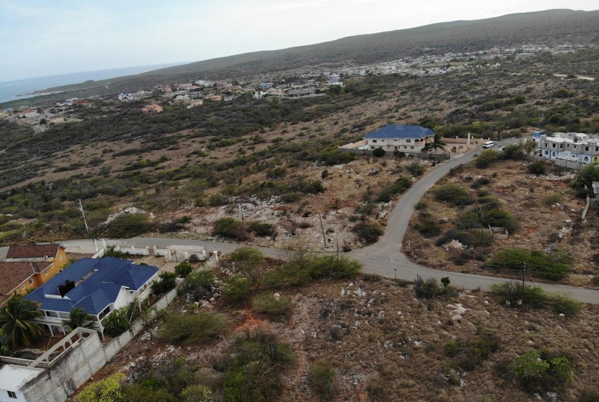 Fourth image of St. Georges Cliff in HELLSHIRE HILLS, St. Catherine, Jamaica - property is For Sale