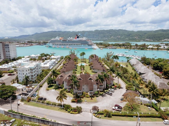 First image of Baypoint Freeport in Montego Bay, St. James, Jamaica - property is For Rent