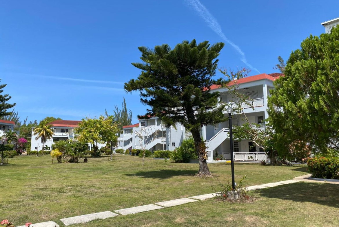 Eleventh image of C202- Ocean Pines, Freeport in Montego Bay, St. James, Jamaica - property is For Sale